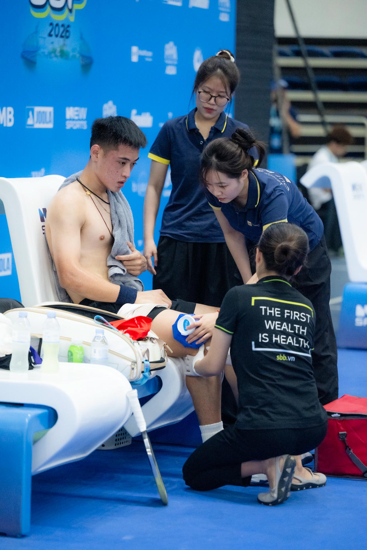 Vinh Hiển n&eacute;n đau chấn thương, "hủy diệt" đối thủ h&agrave;ng đầu nước &Uacute;c, trở th&agrave;nh tay vợt đầu ti&ecirc;n lọt v&agrave;o b&aacute;n kết đơn nam PPA Asia 1000!- Ảnh 8.