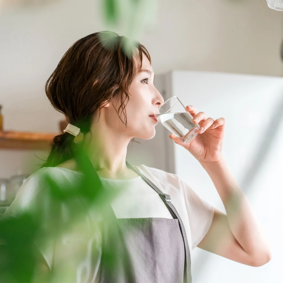 Ai bảo "U60 kh&ocirc;ng thể giảm c&acirc;n", An Th&aacute;i Phi của "Trục Ngọc" 58 tuổi vẫn giảm 10kg, nu&ocirc;i dưỡng "kh&iacute; chất nữ vương" nhờ 5 việc- Ảnh 5.