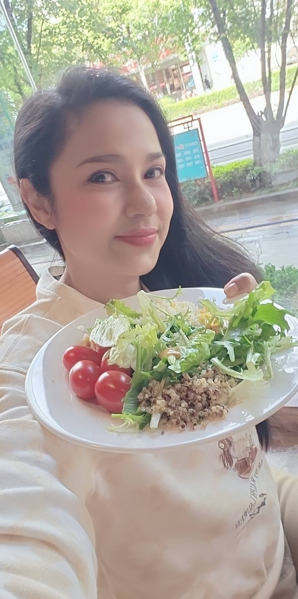 Đệ nhất mỹ nh&acirc;n Việt đ&igrave;nh đ&aacute;m một thời: 