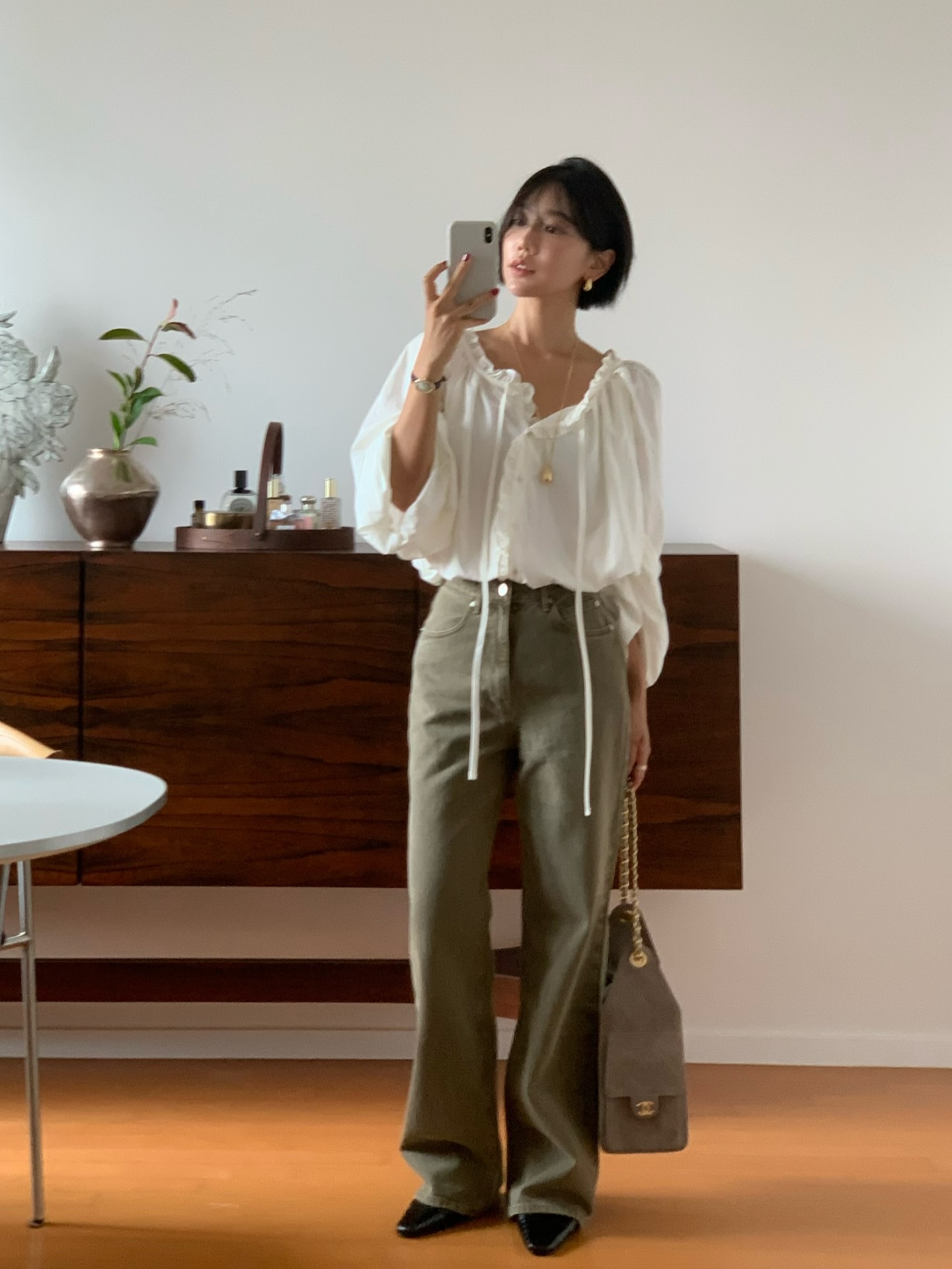 5 c&ocirc;ng thức mặc đẹp xuất sắc cho n&agrave;ng t&oacute;c ngắn- Ảnh 1.