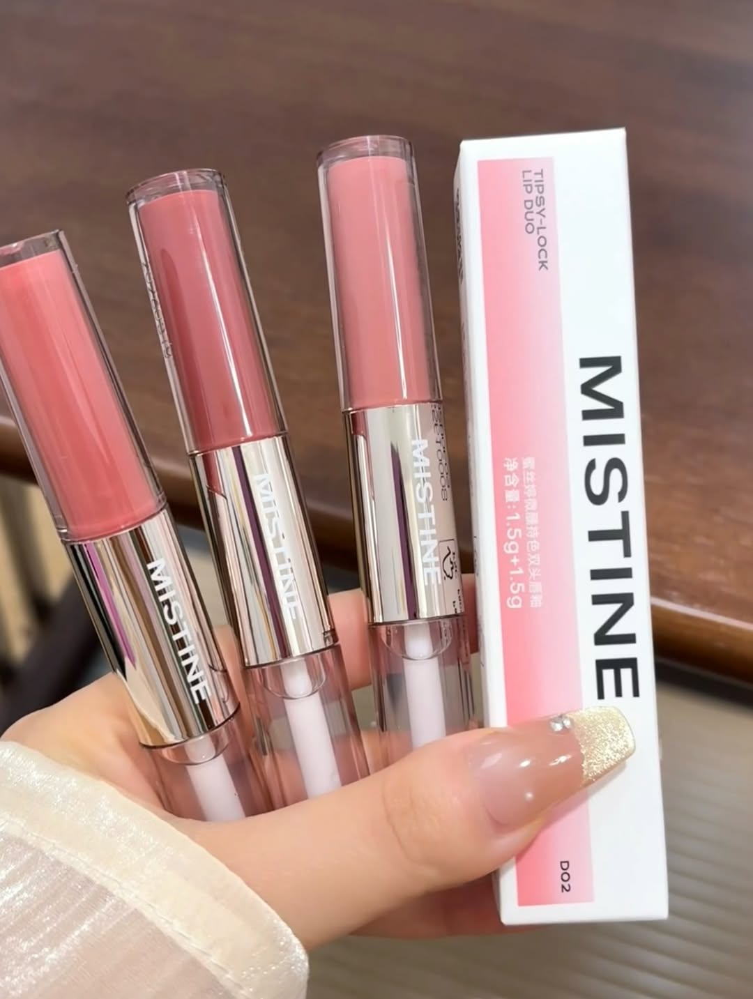 Thỏi son 300 ngh&igrave;n gi&uacute;p T&oacute;c Ti&ecirc;n b&ugrave;ng nổ visual, đẹp đến mức tim lỡ 1 nhịp- Ảnh 4.