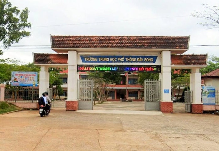 Chỉ đạo khẩn li&ecirc;n quan vụ nữ gi&aacute;o vi&ecirc;n bị ph&aacute;t t&aacute;n ảnh nhạy cảm ở L&acirc;m Đồng- Ảnh 1.