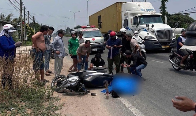 Danh t&iacute;nh nữ sinh vi&ecirc;n ng&agrave;nh Dược tử vong tr&ecirc;n đường đến trường ở TP.HCM- Ảnh 1.