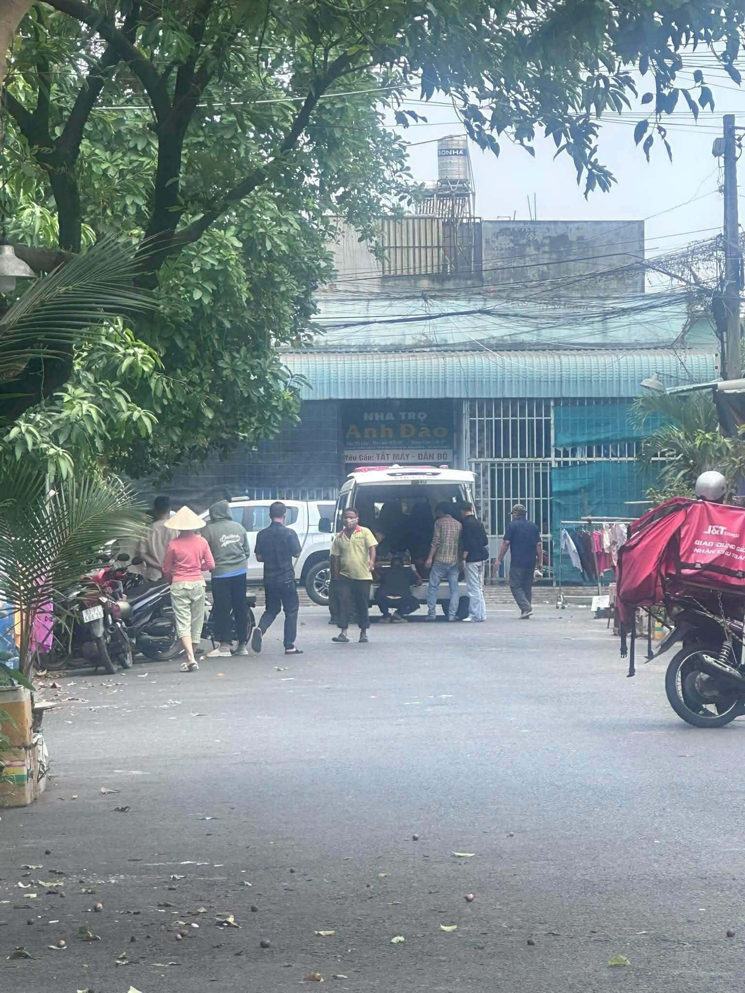 Con d&acirc;u ph&aacute;t hiện mẹ chồng tử vong trong tư thế treo cổ tại ph&ograve;ng trọ- Ảnh 1.