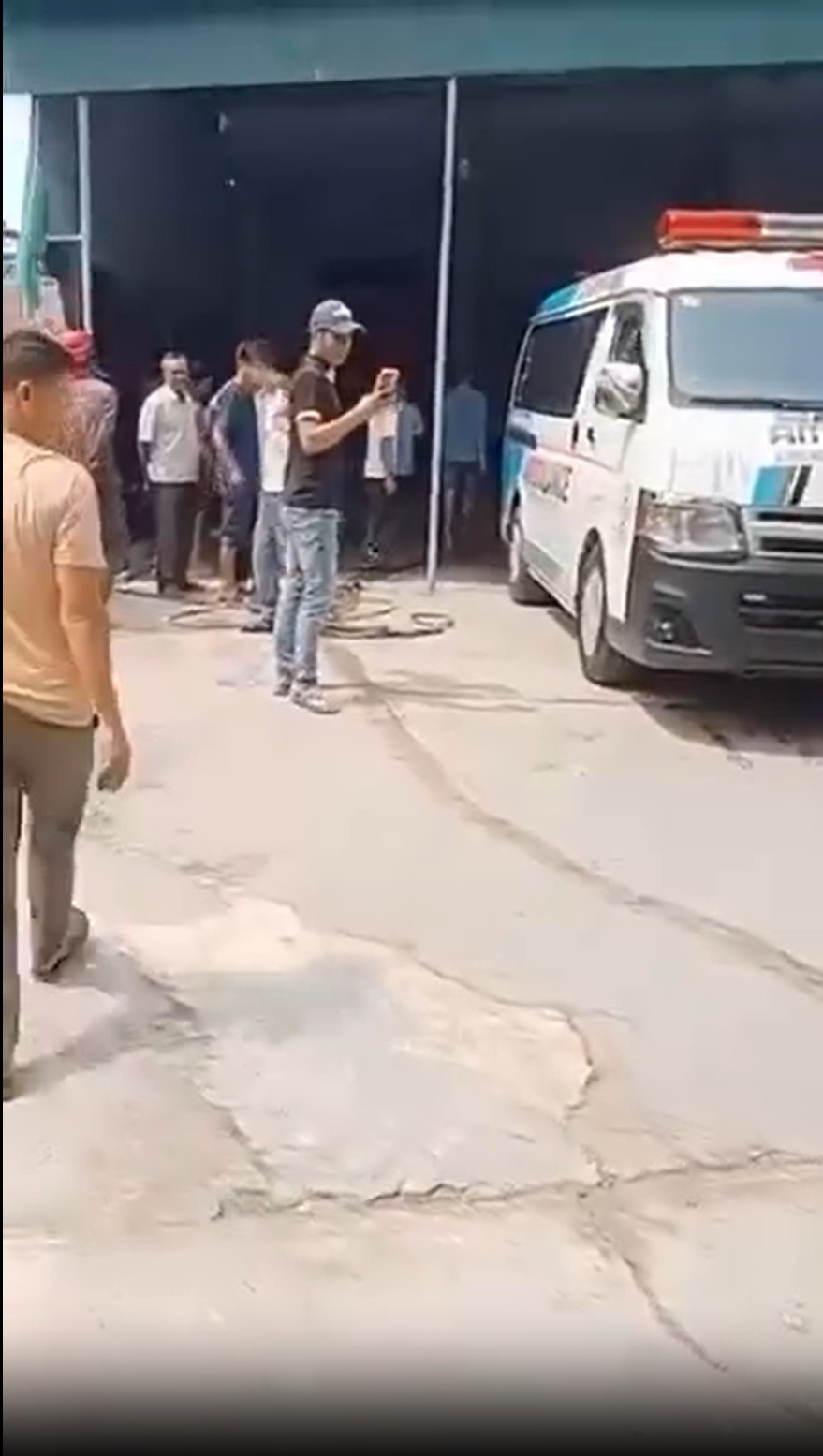 Ch&oacute; b&eacute;c gi&ecirc; 40kg sổng x&iacute;ch, hung h&atilde;n tấn c&ocirc;ng khiến chủ nh&agrave; tử vong- Ảnh 1.