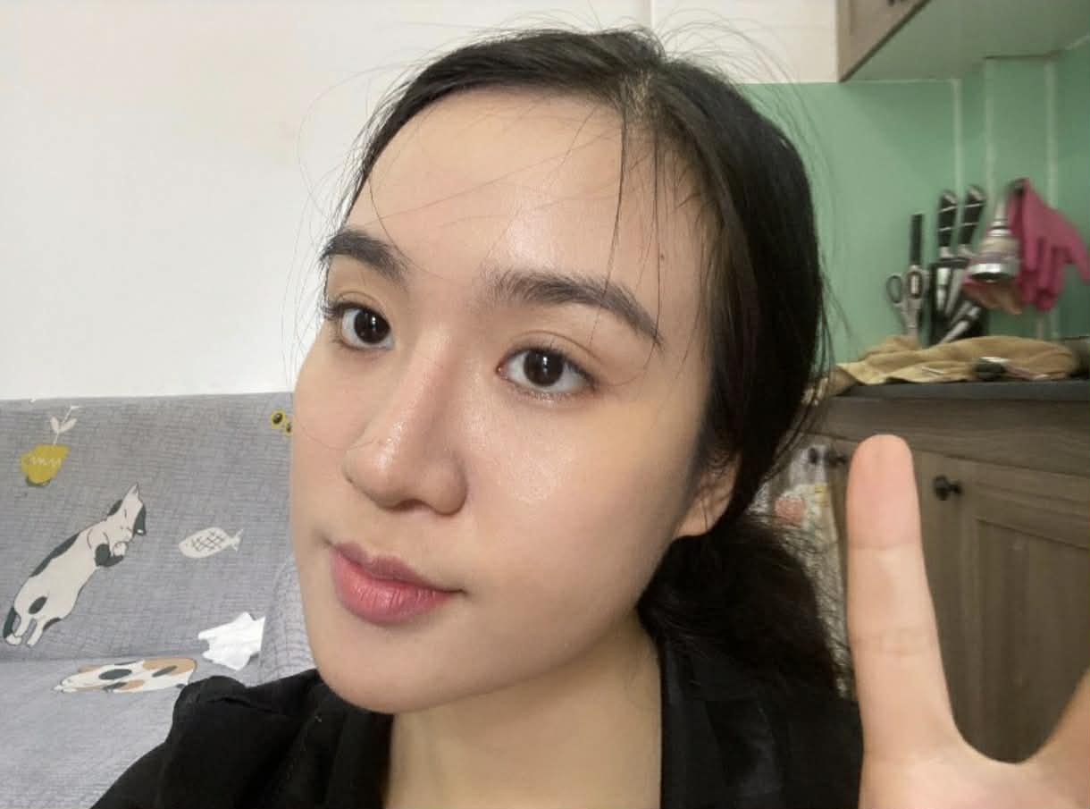 D&acirc;n văn ph&ograve;ng đổ x&ocirc; đi học makeup c&aacute; nh&acirc;n để đẹp như "thay đầu": Thừa tiền mới chi 3 - 5 triệu cho 3 bữa học?- Ảnh 3.