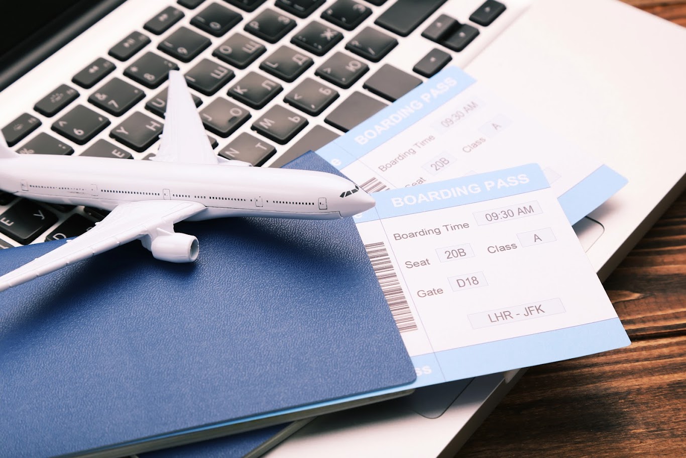 V&igrave; sao mua v&eacute; m&aacute;y bay 0 đồng vẫn phải trả th&ecirc;m tiền?- Ảnh 1.