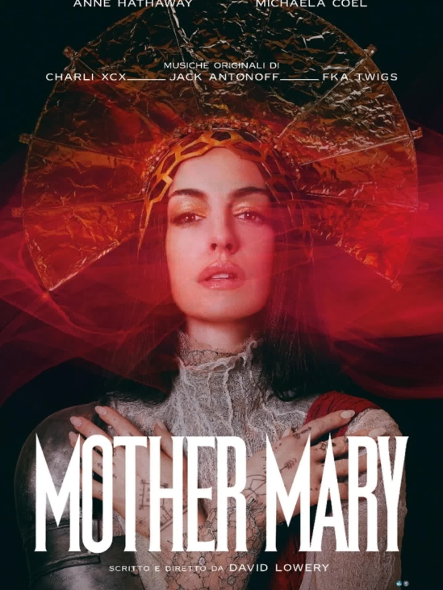 Gừng c&agrave;ng gi&agrave; c&agrave;ng cay, Anne Hathaway chi&ecirc;u đ&atilde;i kh&aacute;n giả m&agrave;n khoe th&acirc;n hết cỡ ở tuổi 44- Ảnh 6.