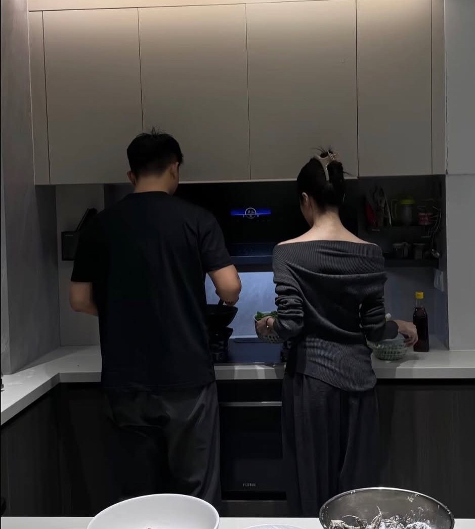 Gia đ&igrave;nh 2 vợ chồng, 2 con ở H&agrave; Nội: Thu nhập bao nhi&ecirc;u, tiết kiệm chừng n&agrave;o mới đủ y&ecirc;n t&acirc;m?- Ảnh 1.