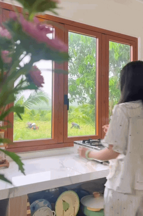 25 tuổi x&acirc;y nh&agrave; 70m&sup2; chỉ với 200 triệu ở Kh&aacute;nh H&ograve;a: Nh&igrave;n căn nh&agrave; nhỏ giữa s&acirc;n vườn, nhiều người kh&ocirc;ng tin nổi chi ph&iacute;- Ảnh 7.