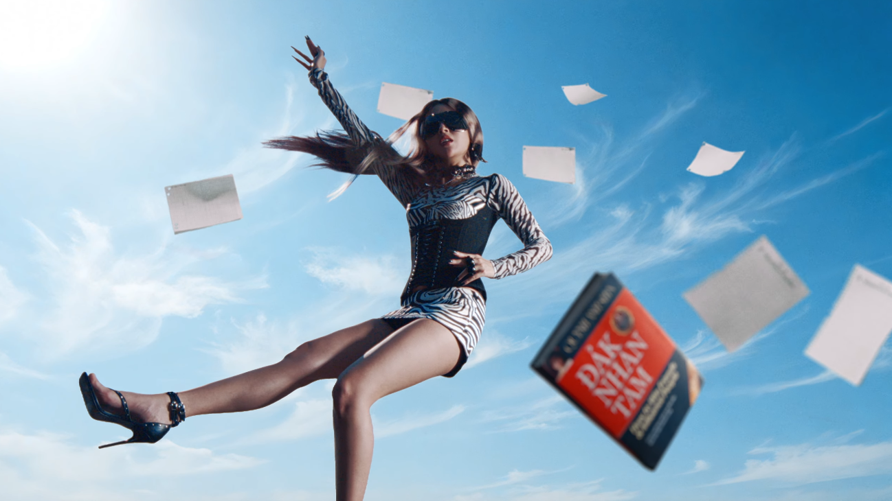 "Hắc m&atilde;" đường đua MV gọi t&ecirc;n Quỳnh Anh Shyn với Girl Phố chất v&agrave; vui bất ngờ!- Ảnh 11.