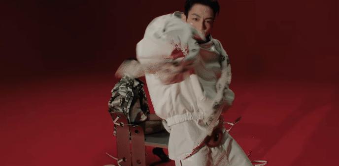 H&ocirc;m nay, T.O.P khiến 20 triệu người "lụy" v&igrave; thừa nhận y&ecirc;u BIGBANG!- Ảnh 3.