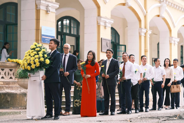 Đ&acirc;y l&agrave; ng&ocirc;i trường cấp 3 c&oacute; điểm thi thử tốt nghiệp THPT cao nhất H&agrave; Nội năm 2026- Ảnh 5.