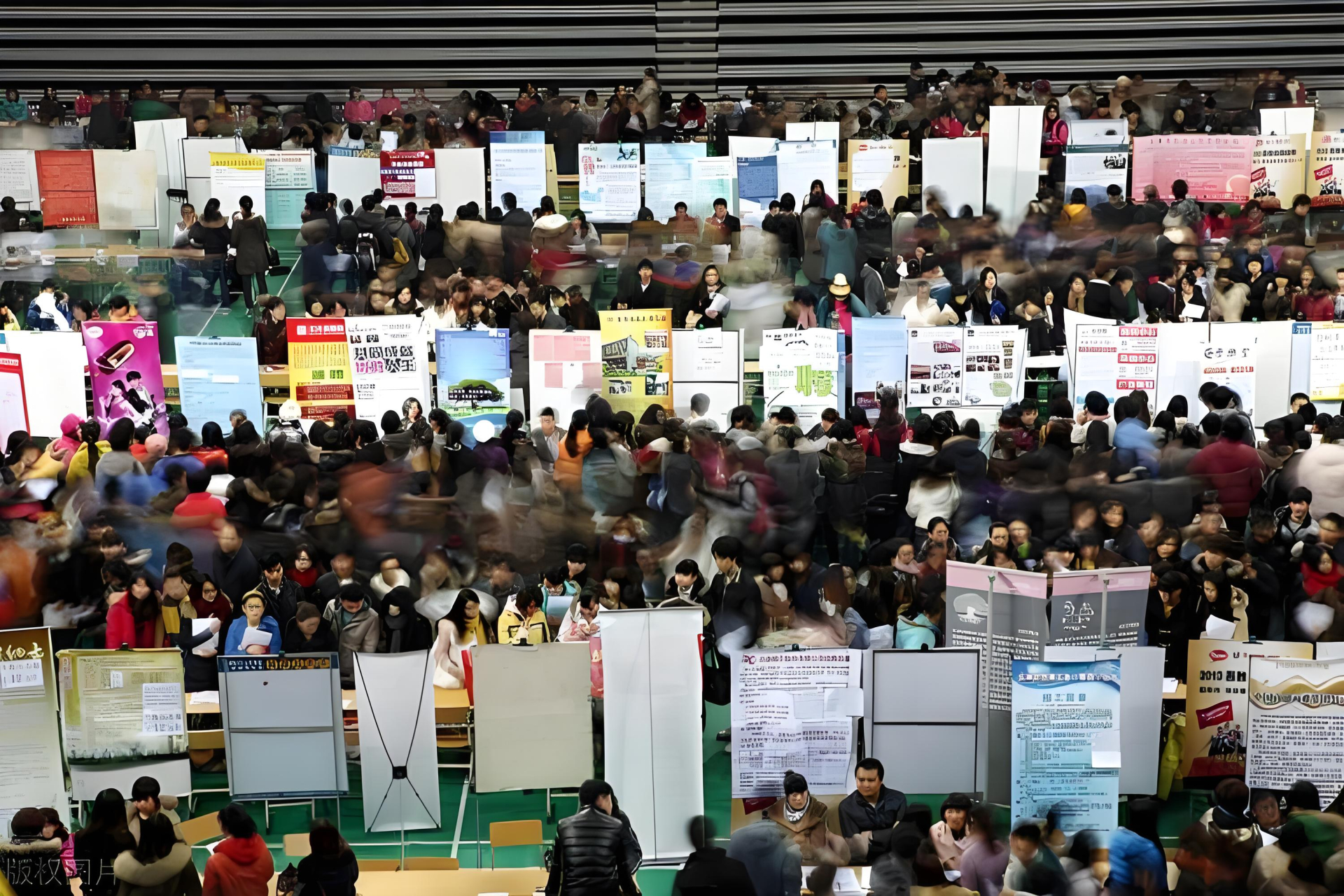 V&igrave; sao 109 đại học Trung Quốc x&oacute;a bỏ ng&agrave;nh Ngoại ngữ: "Tảng băng tr&ocirc;i" AI v&agrave; c&aacute;i bẫy đ&agrave;o tạo chi ph&iacute; thấp- Ảnh 1.