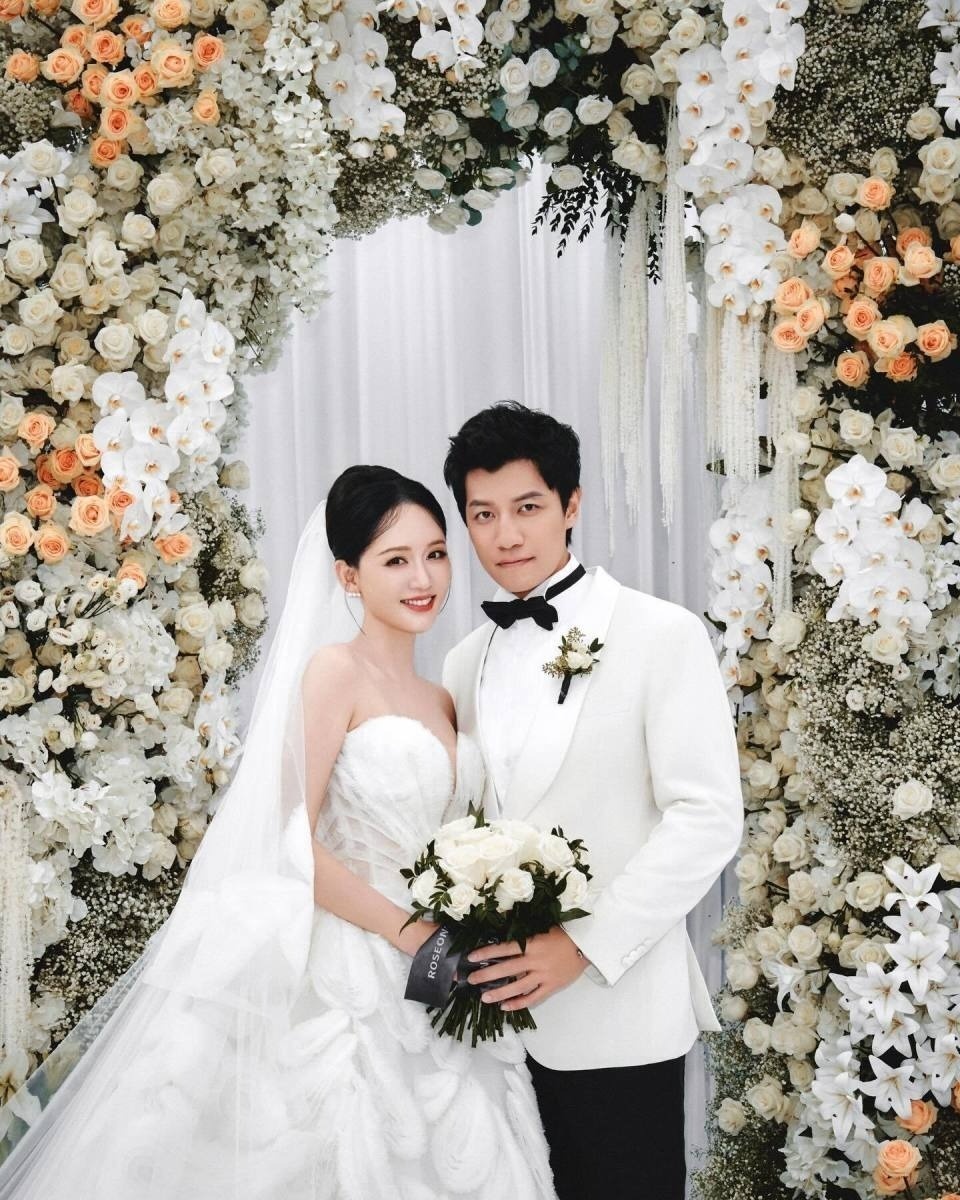 Ngọc nữ cưới thiếu gia nhờ show hẹn h&ograve;: U50 vẫn đẹp như g&aacute;i 20, chỉ n&oacute;i 2 chữ chồng trẻ đ&atilde; nguyện d&acirc;ng lu&ocirc;n 10.000 tỷ đồng- Ảnh 7.