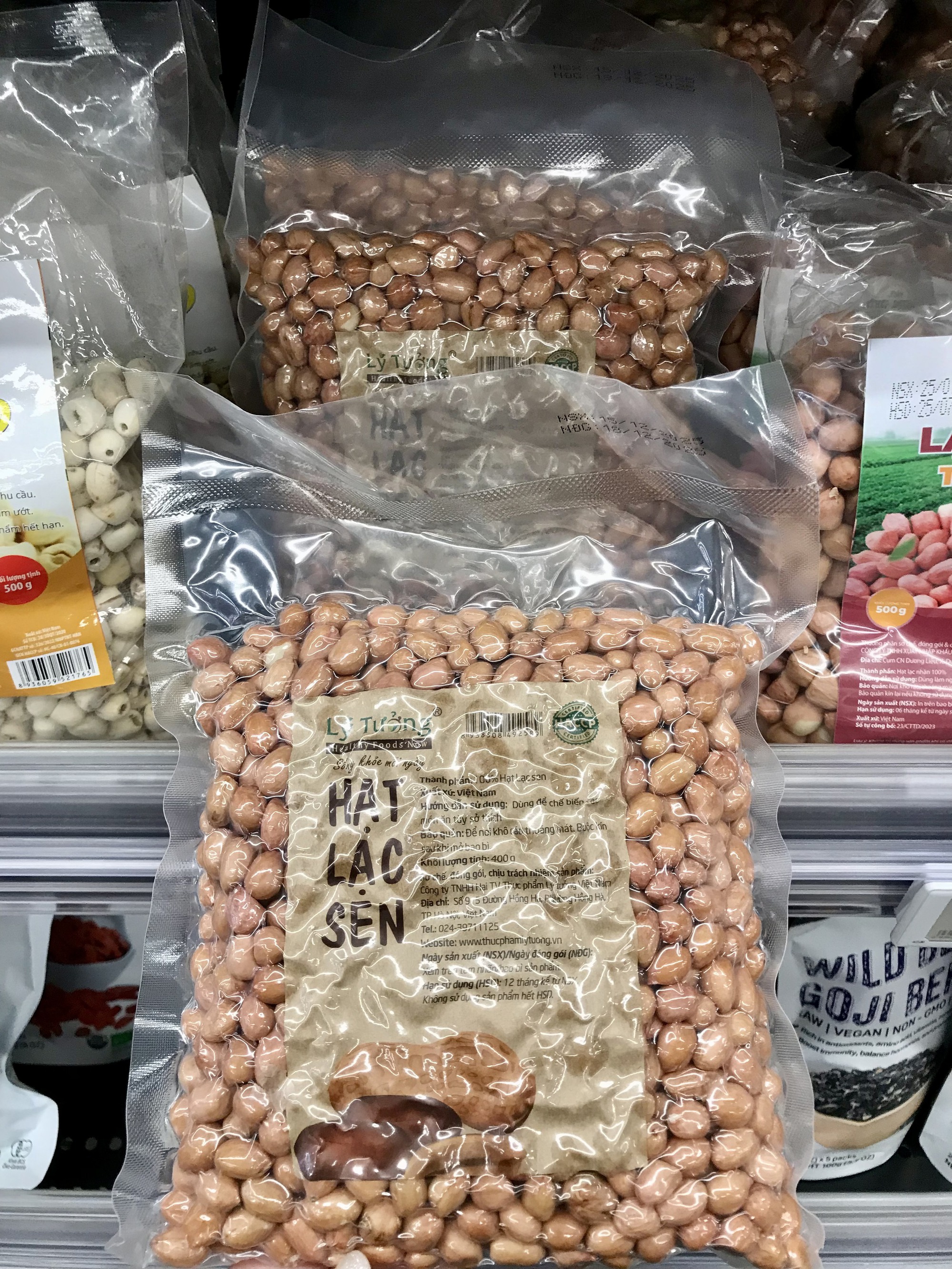 V&agrave;o Aeon Mall mới thấy: 85% quầy kệ l&agrave; h&agrave;ng Việt xịn, đẹp, gi&aacute; mềm, cứ thế n&agrave;y chẳng c&ograve;n thiết h&agrave;ng ngoại- Ảnh 15.