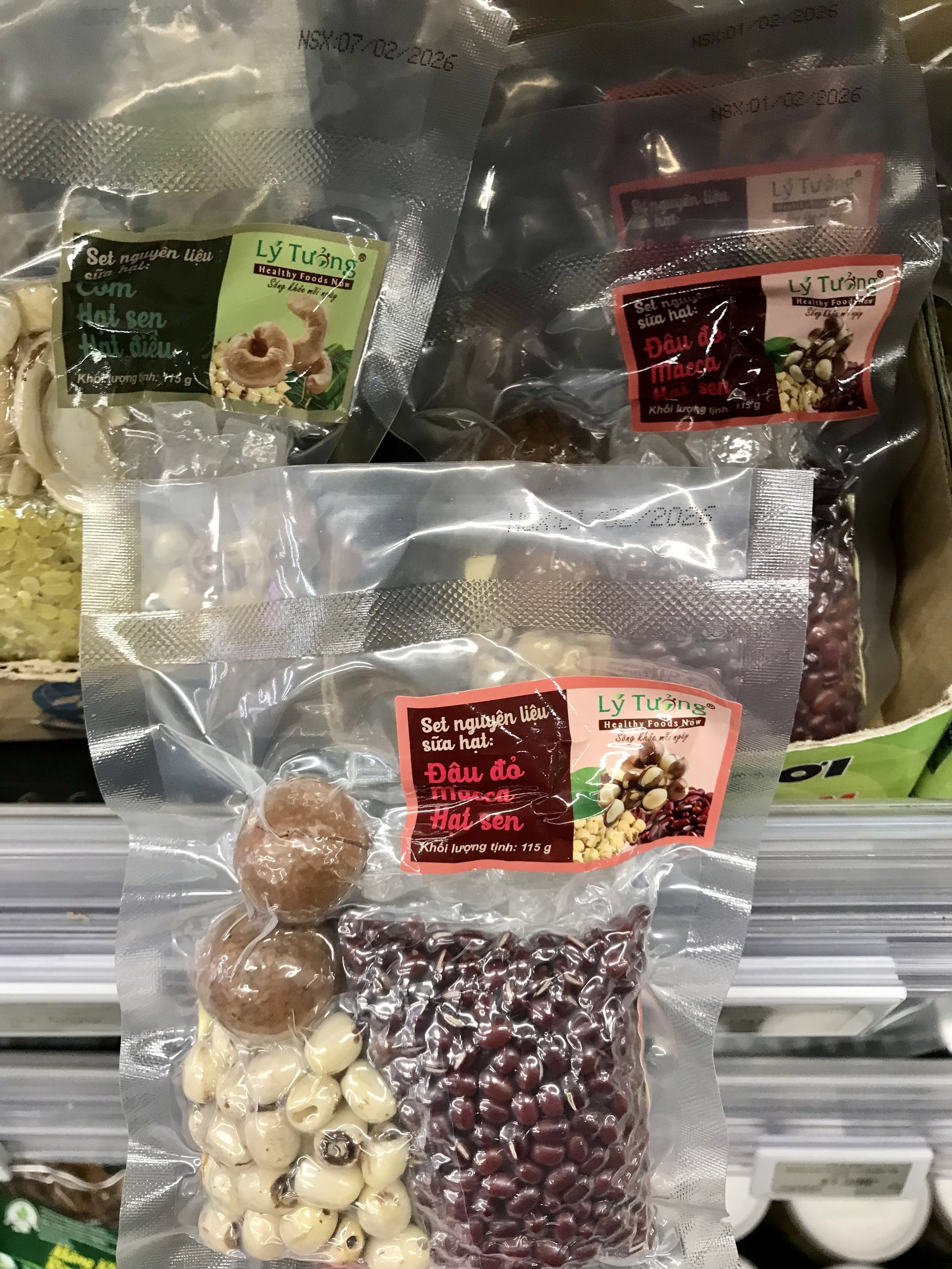 V&agrave;o Aeon Mall mới thấy: 85% quầy kệ l&agrave; h&agrave;ng Việt xịn, đẹp, gi&aacute; mềm, cứ thế n&agrave;y chẳng c&ograve;n thiết h&agrave;ng ngoại- Ảnh 17.