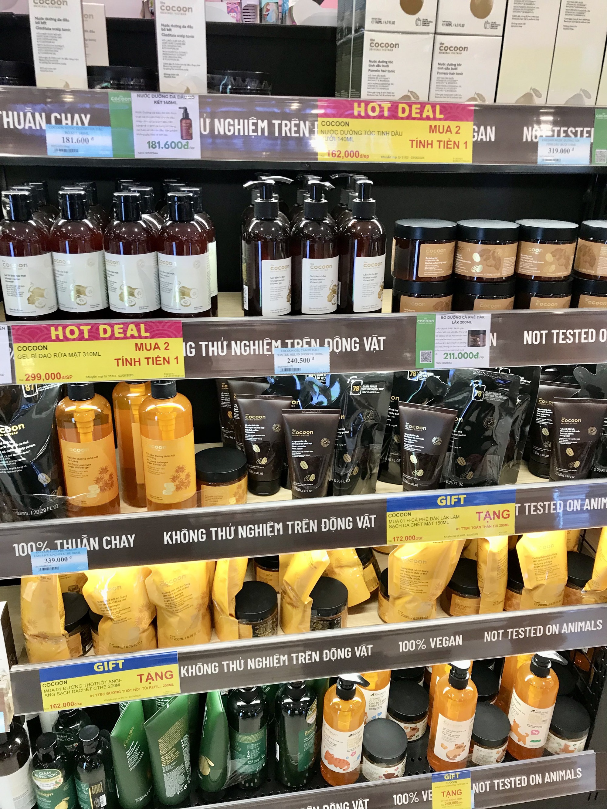 V&agrave;o Aeon Mall mới thấy: 85% quầy kệ l&agrave; h&agrave;ng Việt xịn, đẹp, gi&aacute; mềm, cứ thế n&agrave;y chẳng c&ograve;n thiết h&agrave;ng ngoại- Ảnh 7.