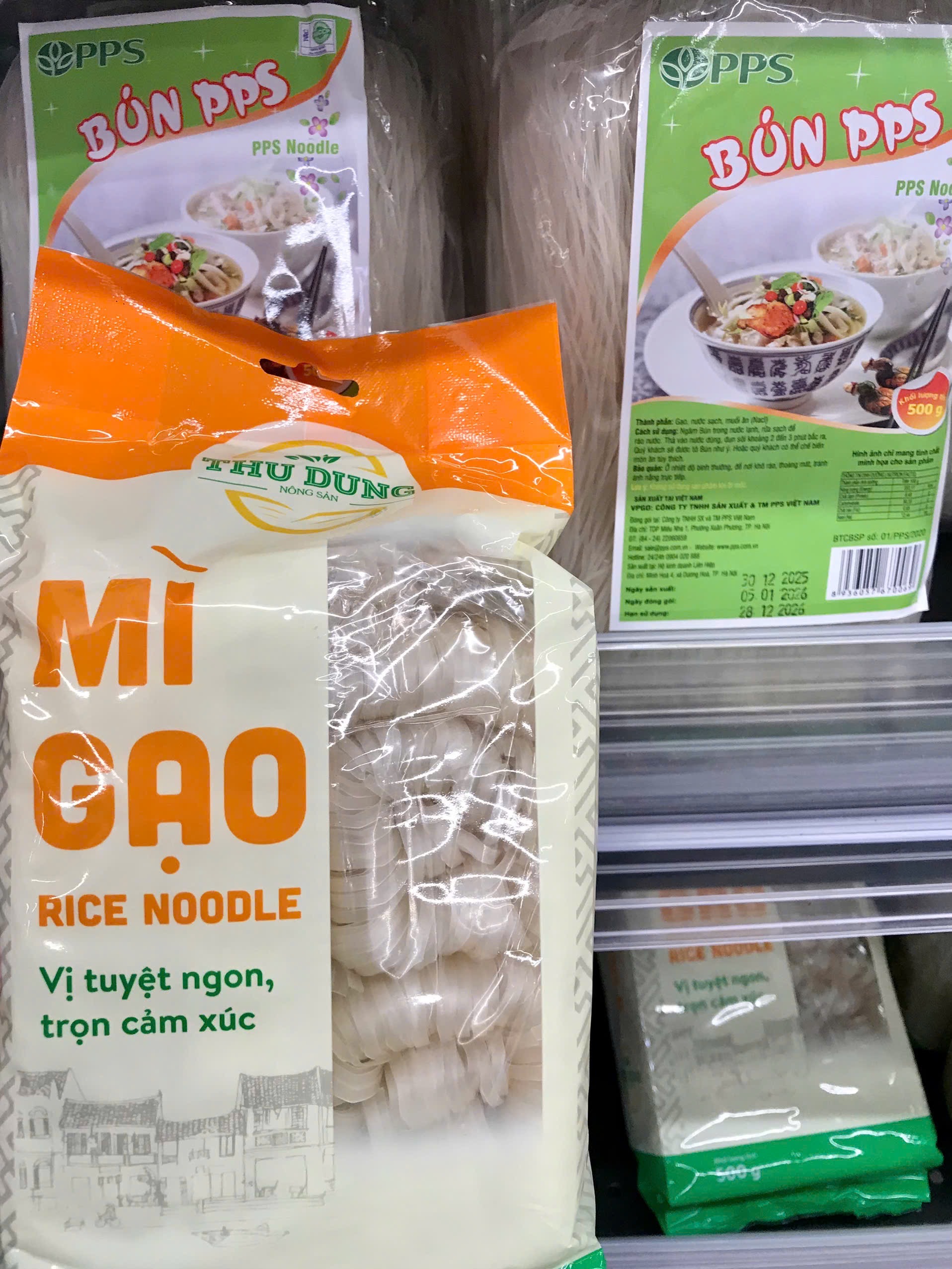 V&agrave;o Aeon Mall mới thấy: 85% quầy kệ l&agrave; h&agrave;ng Việt xịn, đẹp, gi&aacute; mềm, cứ thế n&agrave;y chẳng c&ograve;n thiết h&agrave;ng ngoại- Ảnh 24.