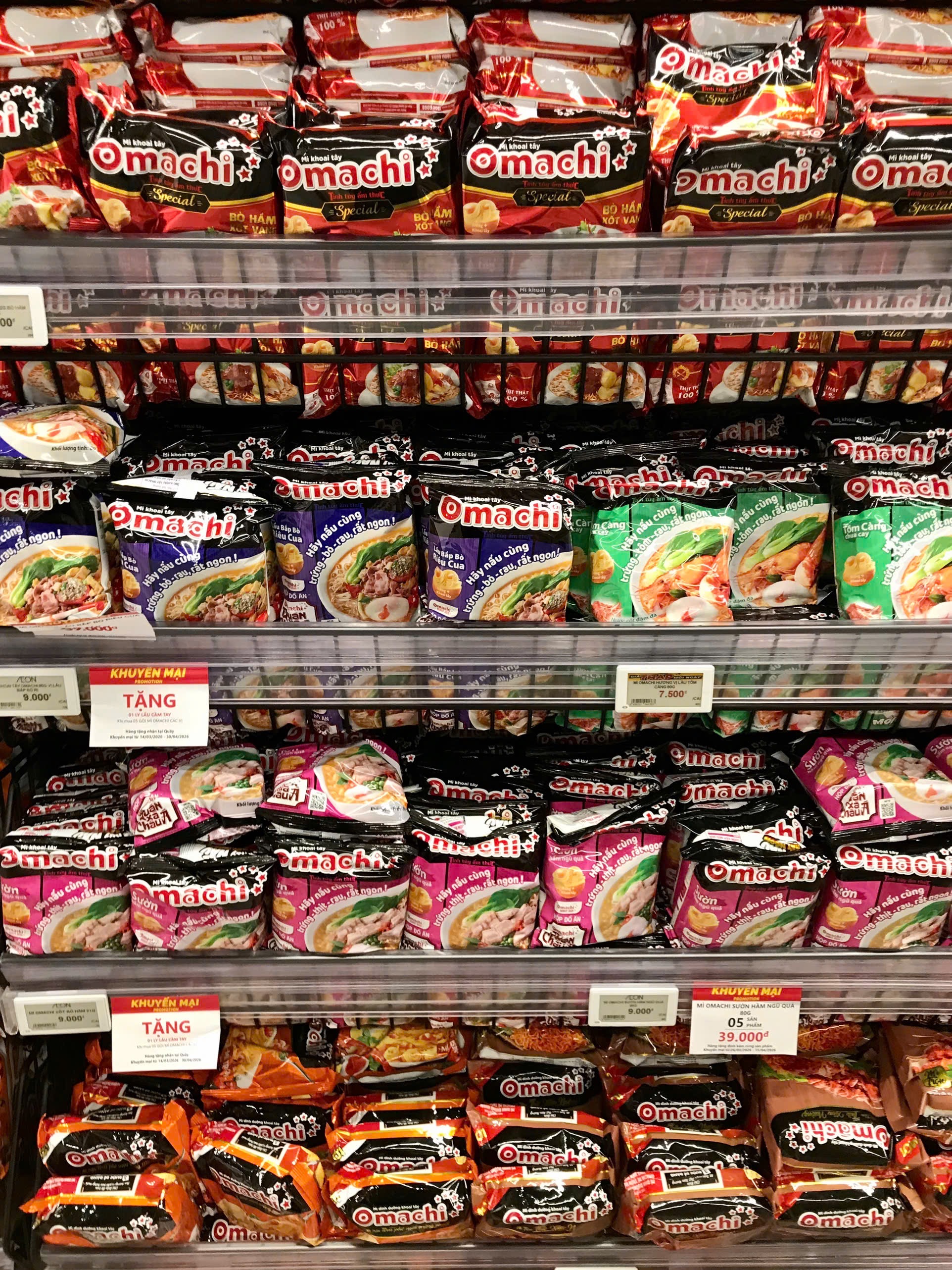 V&agrave;o Aeon Mall mới thấy: 85% quầy kệ l&agrave; h&agrave;ng Việt xịn, đẹp, gi&aacute; mềm, cứ thế n&agrave;y chẳng c&ograve;n thiết h&agrave;ng ngoại- Ảnh 30.