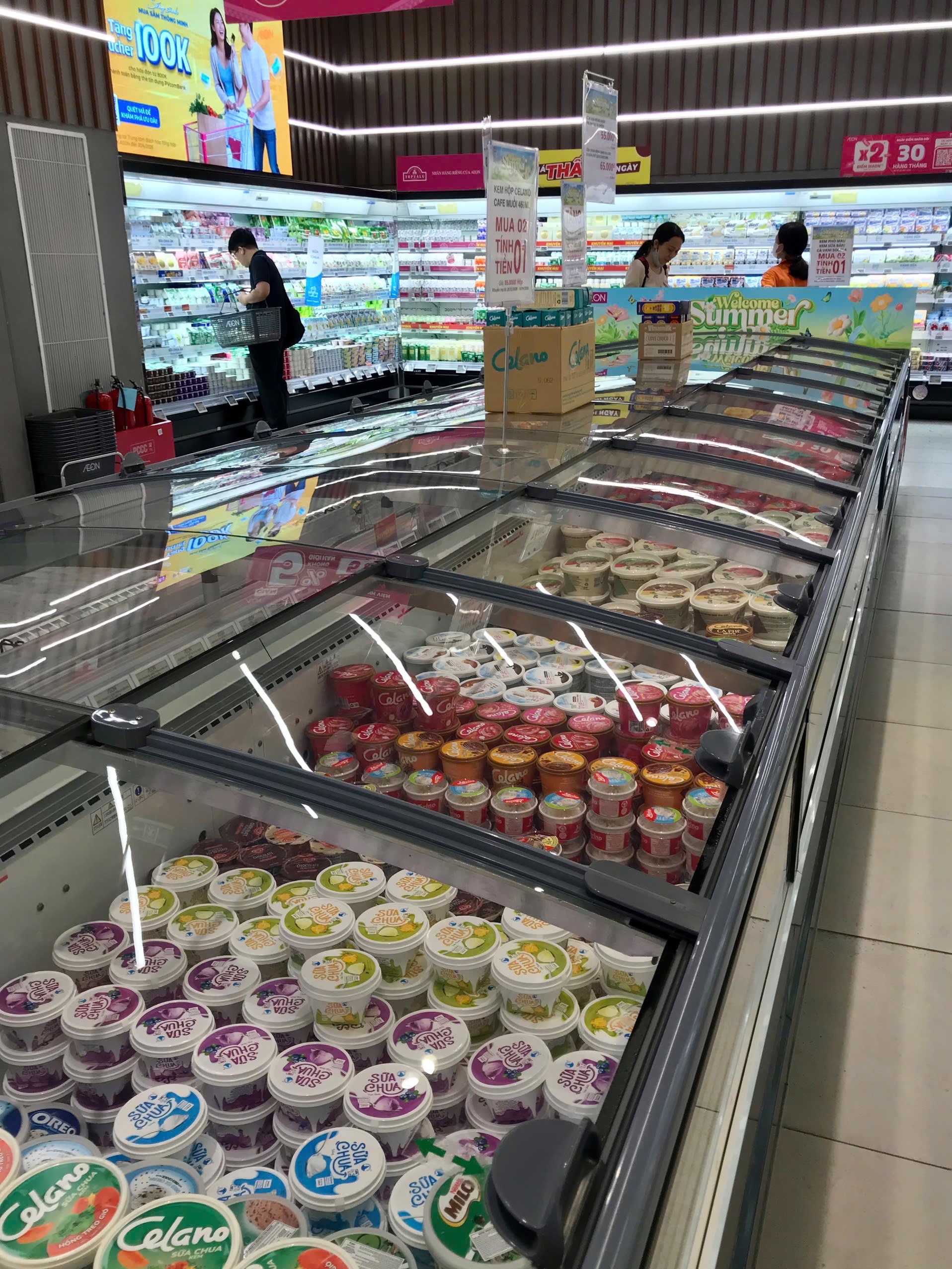 V&agrave;o Aeon Mall mới thấy: 85% quầy kệ l&agrave; h&agrave;ng Việt xịn, đẹp, gi&aacute; mềm, cứ thế n&agrave;y chẳng c&ograve;n thiết h&agrave;ng ngoại- Ảnh 43.