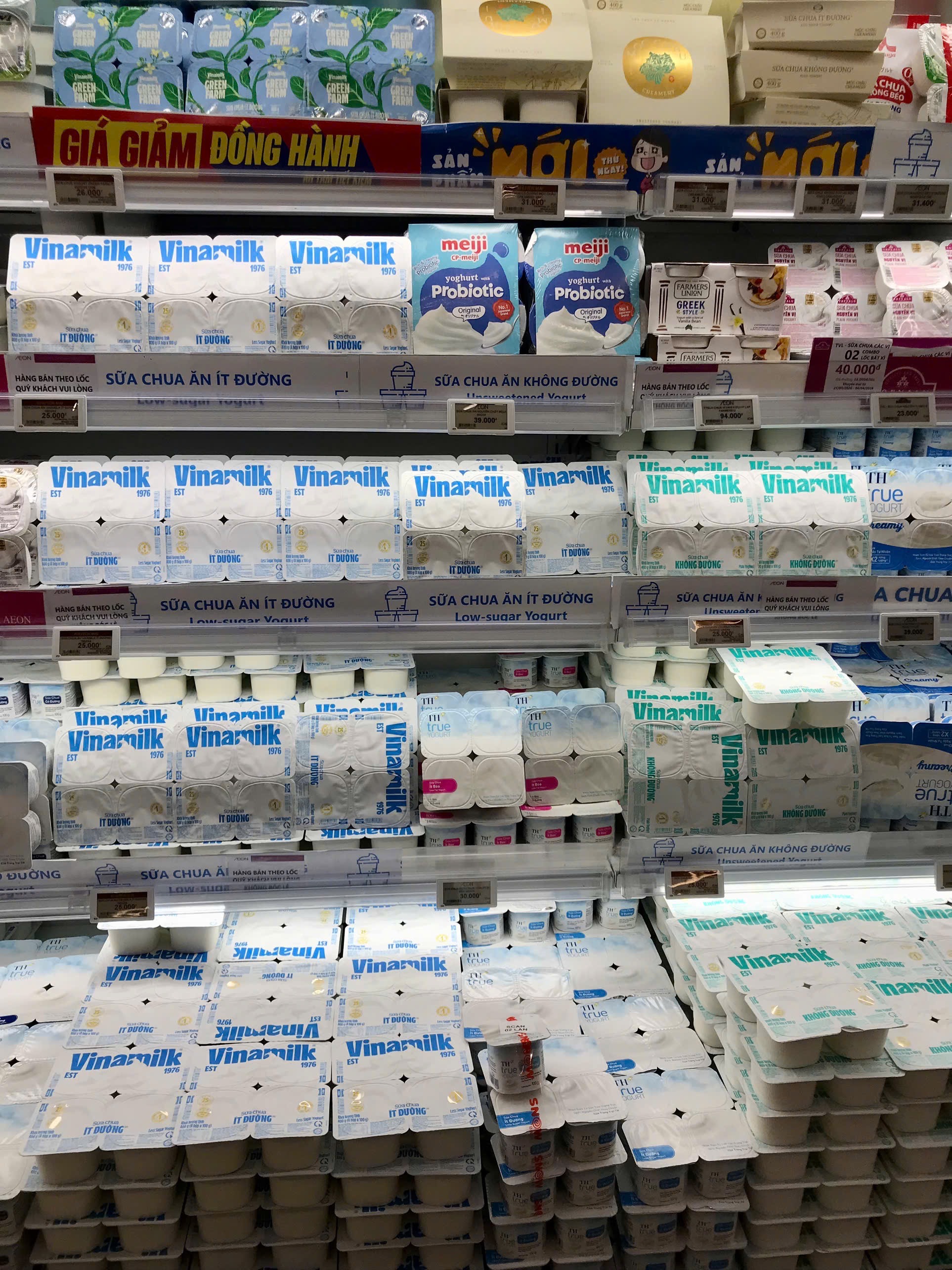 V&agrave;o Aeon Mall mới thấy: 85% quầy kệ l&agrave; h&agrave;ng Việt xịn, đẹp, gi&aacute; mềm, cứ thế n&agrave;y chẳng c&ograve;n thiết h&agrave;ng ngoại- Ảnh 52.