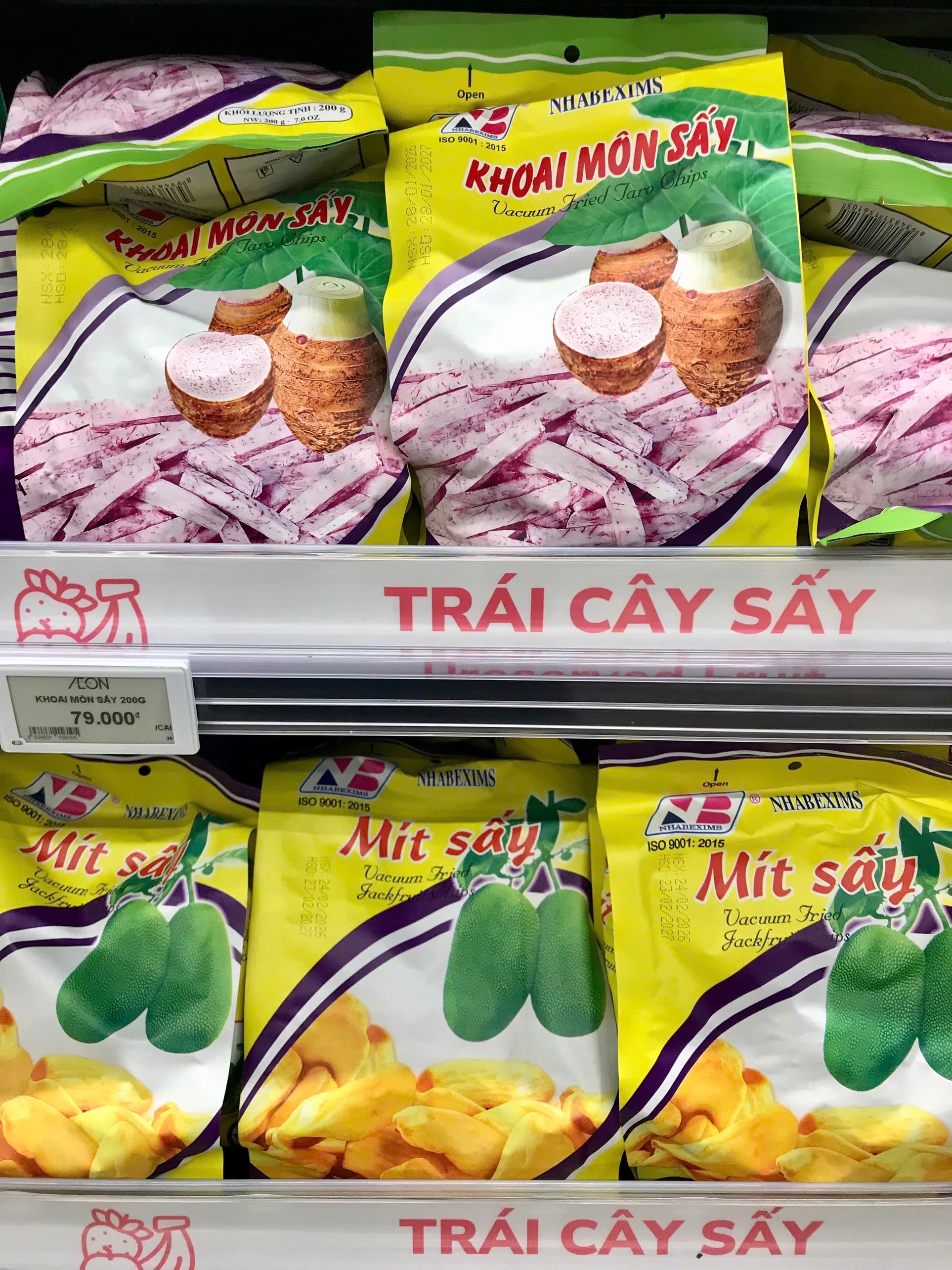 V&agrave;o Aeon Mall mới thấy: 85% quầy kệ l&agrave; h&agrave;ng Việt xịn, đẹp, gi&aacute; mềm, cứ thế n&agrave;y chẳng c&ograve;n thiết h&agrave;ng ngoại- Ảnh 47.