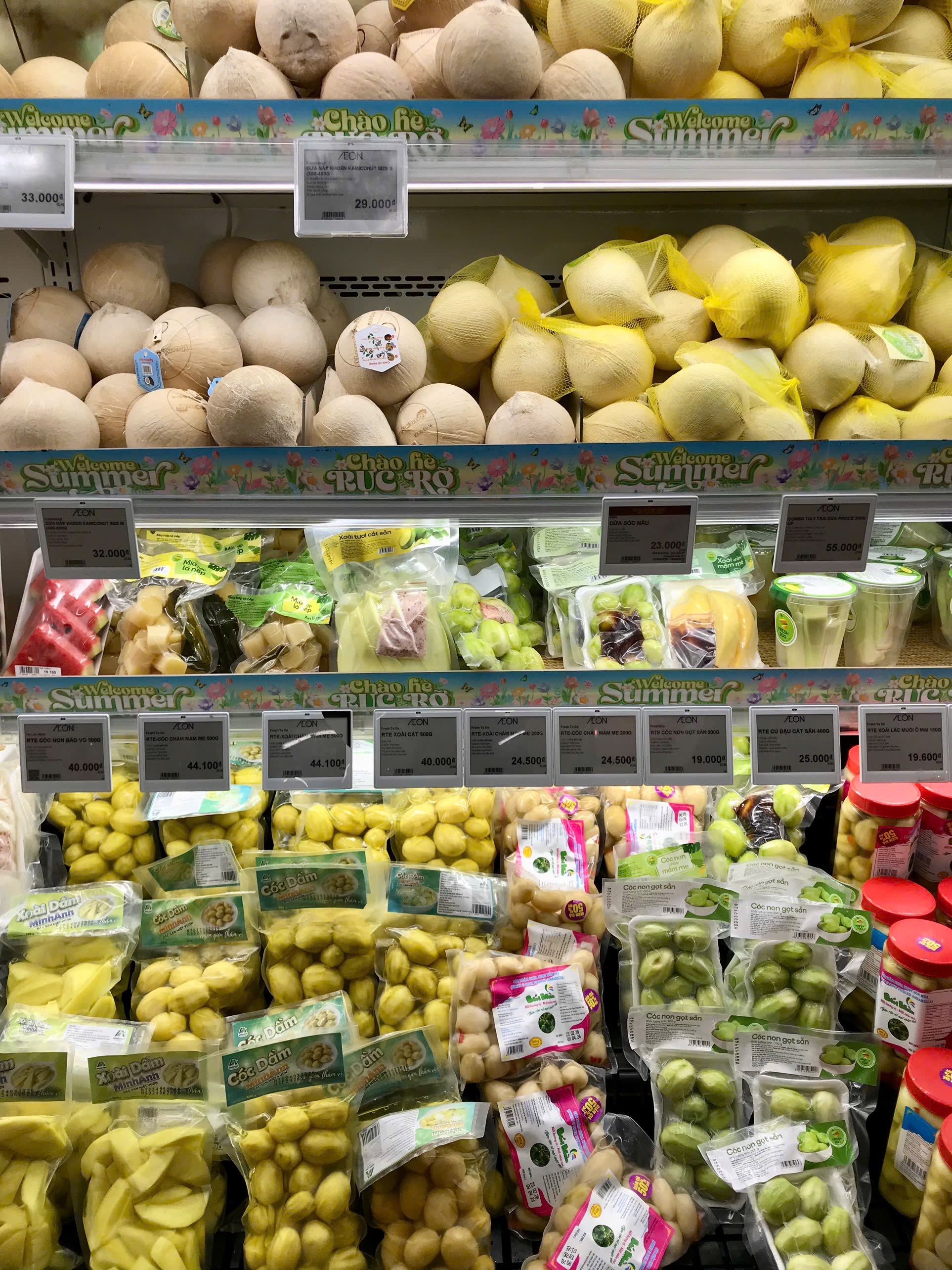 V&agrave;o Aeon Mall mới thấy: 85% quầy kệ l&agrave; h&agrave;ng Việt xịn, đẹp, gi&aacute; mềm, cứ thế n&agrave;y chẳng c&ograve;n thiết h&agrave;ng ngoại- Ảnh 65.