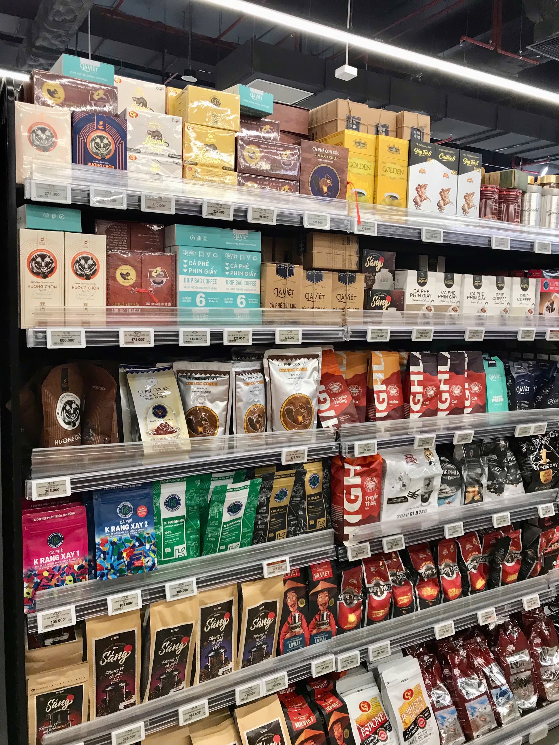 V&agrave;o Aeon Mall mới thấy: 85% quầy kệ l&agrave; h&agrave;ng Việt xịn, đẹp, gi&aacute; mềm, cứ thế n&agrave;y chẳng c&ograve;n thiết h&agrave;ng ngoại- Ảnh 63.