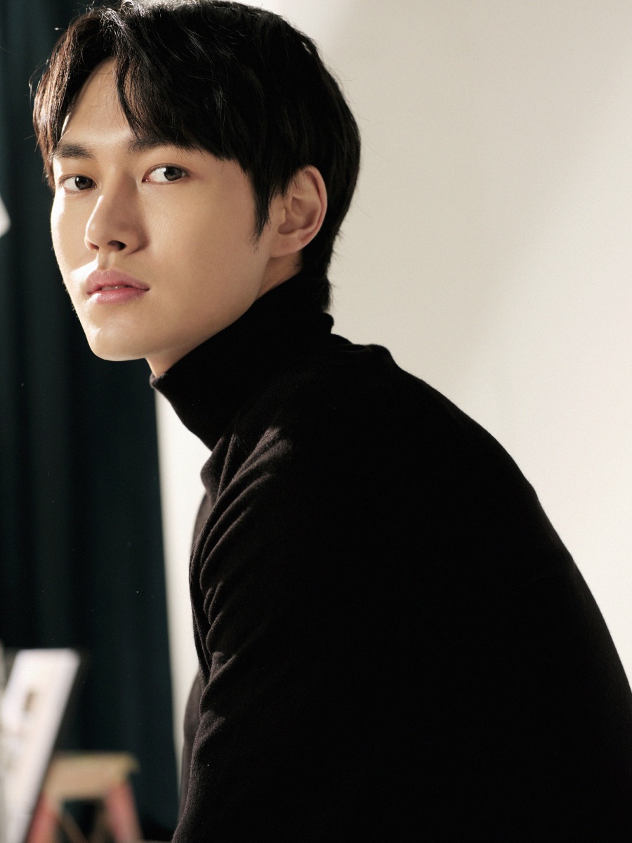 Ảnh Lee Min Ho hẹn h&ograve; vợ sắp cưới- Ảnh 7.