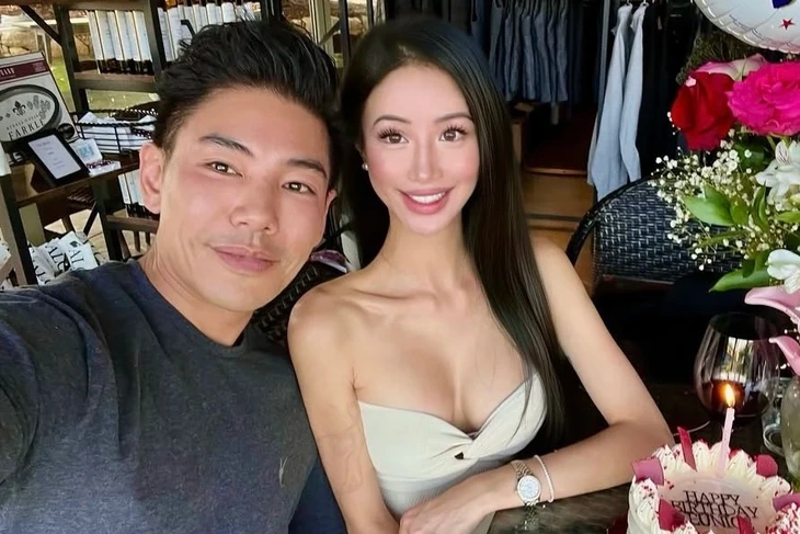 Hậu duệ đời thứ 76 của Khổng Tử vừa cưới ch&aacute;u g&aacute;i tỷ ph&uacute; Malaysia: Quen nhau qua mạng, nh&agrave; g&aacute;i c&oacute; profile đ&aacute;ng gờm- Ảnh 3.