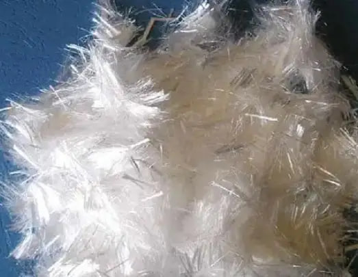 B&eacute; trai bị "kim v&ocirc; h&igrave;nh" từ 1 chiếc chăn đ&acirc;m khắp người, cha mẹ hoảng loạn, gỡ m&atilde;i kh&ocirc;ng hết- Ảnh 3.