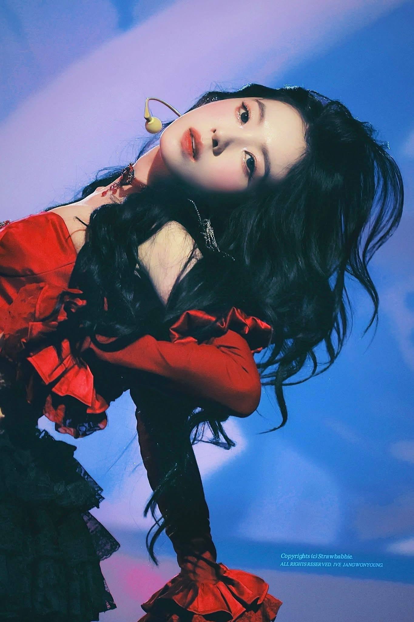 Mỹ nh&acirc;n đẹp nhất showbiz hết thời: Ra nhạc kh&ocirc;ng ai xem, ngo&agrave;i nhan sắc chẳng c&ograve;n g&igrave; để nhắc- Ảnh 10.