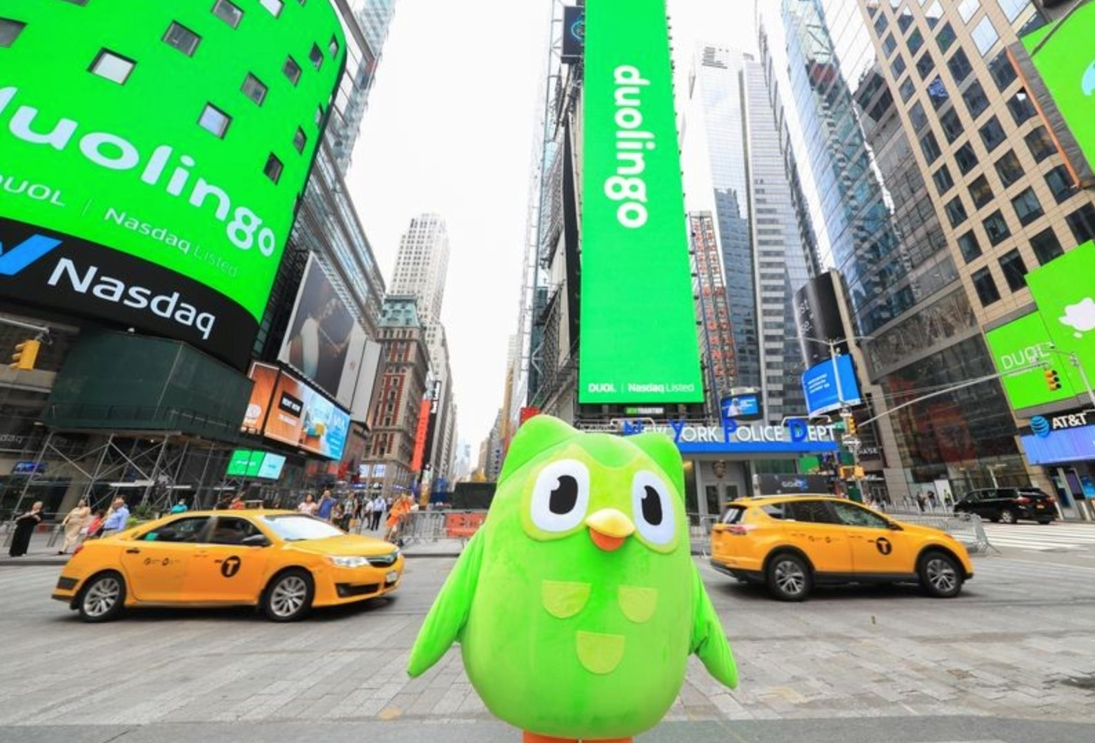 Linh vật của Duolingo bất ngờ 'từ chức', chuyển sang l&agrave;m nh&acirc;n vi&ecirc;n 1 app giao h&agrave;ng: Chuyện g&igrave; đ&acirc;y?- Ảnh 2.