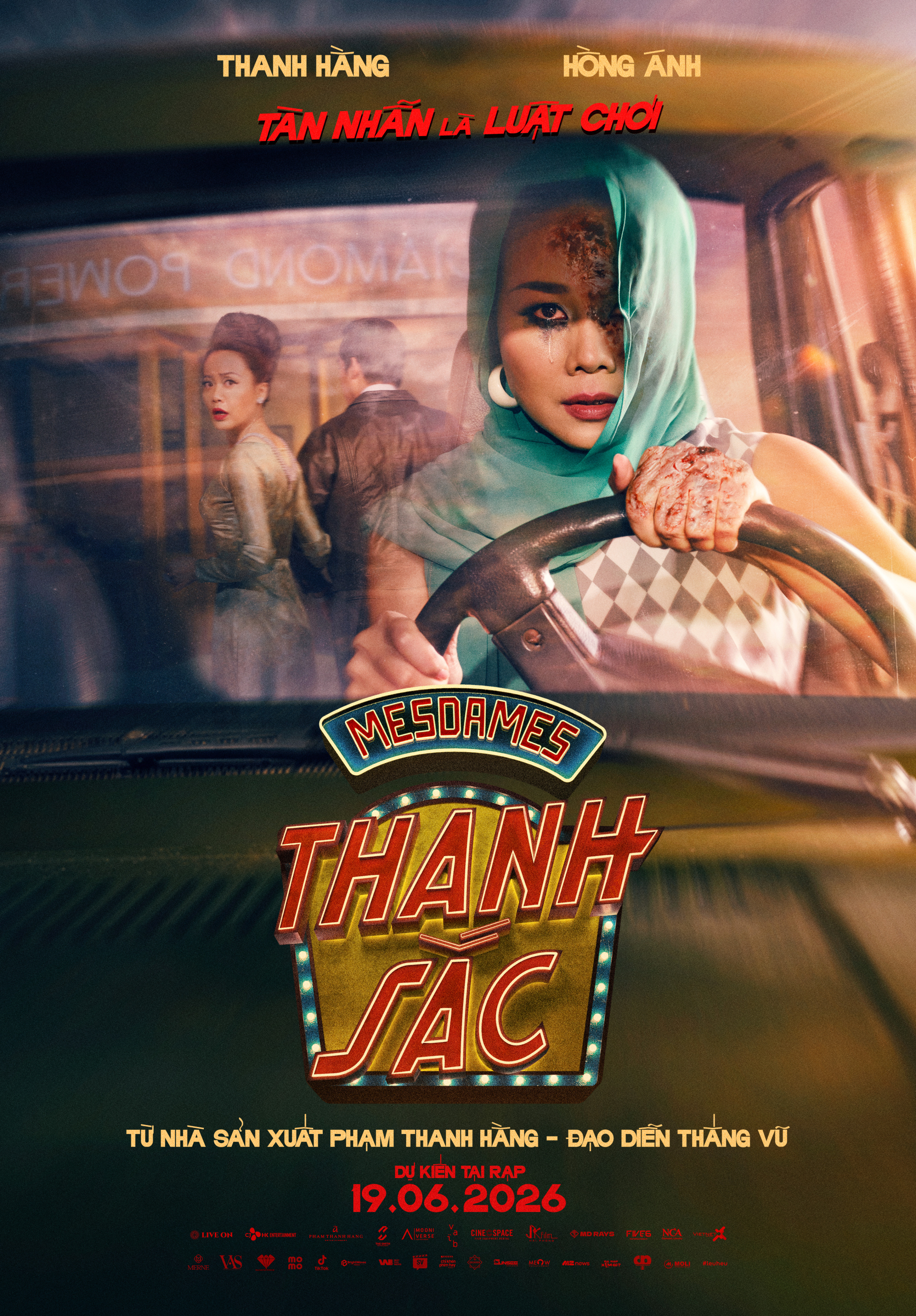 Gương mặt biến dạng của Thanh Hằng- Ảnh 1.