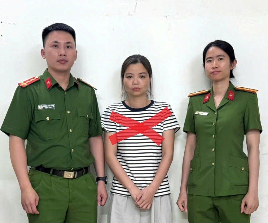 Vũ Thị Mai Phương Lừa đảo gần 200 tỉ với giấy chứng nhận quyền sử dụng đất giả - Ảnh 1.