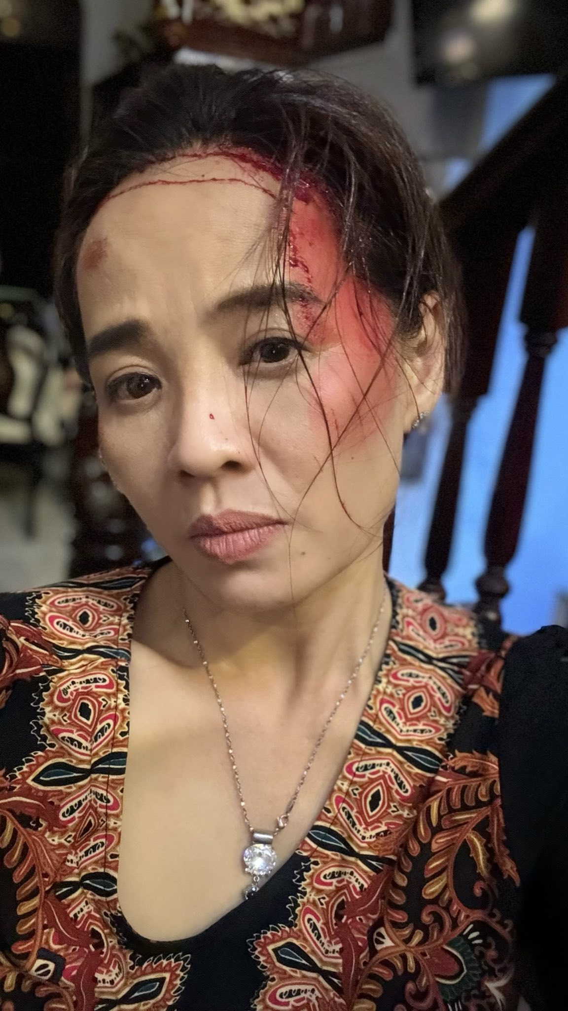 Sự thật về mẹ chồng kh&oacute; ưa trong "B&oacute;ng ma hạnh ph&uacute;c": Tuổi ngo&agrave;i 50 vẫn eo thon d&aacute;ng chuẩn, s&aacute;ng n&agrave;o cũng tập động t&aacute;c siết bụng tại nh&agrave;- Ảnh 2.