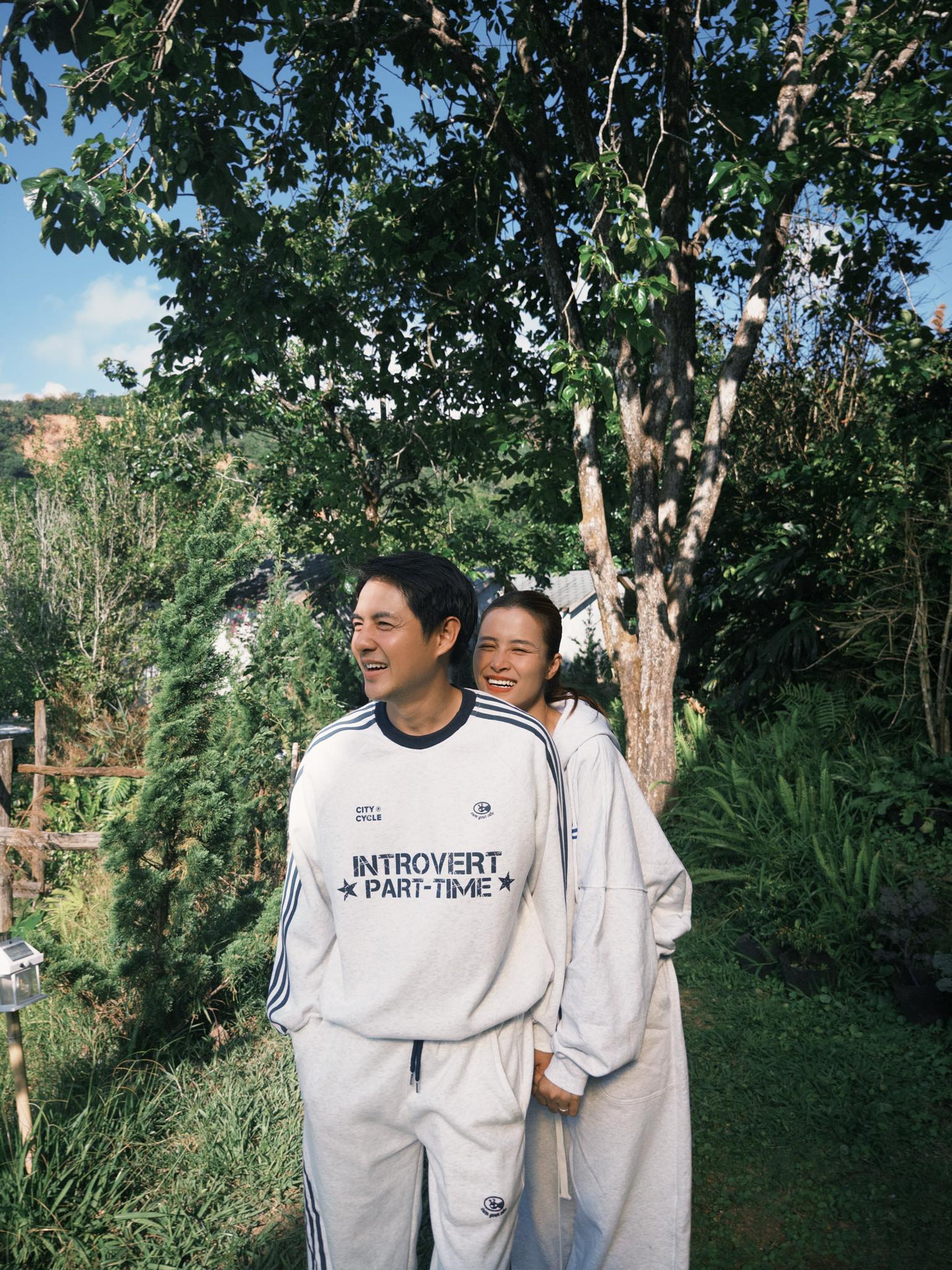 Hoa hậu Đỗ H&agrave; vi vu c&ugrave;ng chồng, 1 mỹ nh&acirc;n lộ hint bầu b&iacute; v&agrave; loạt hoạt động sao Việt ng&agrave;y nghỉ lễ- Ảnh 3.