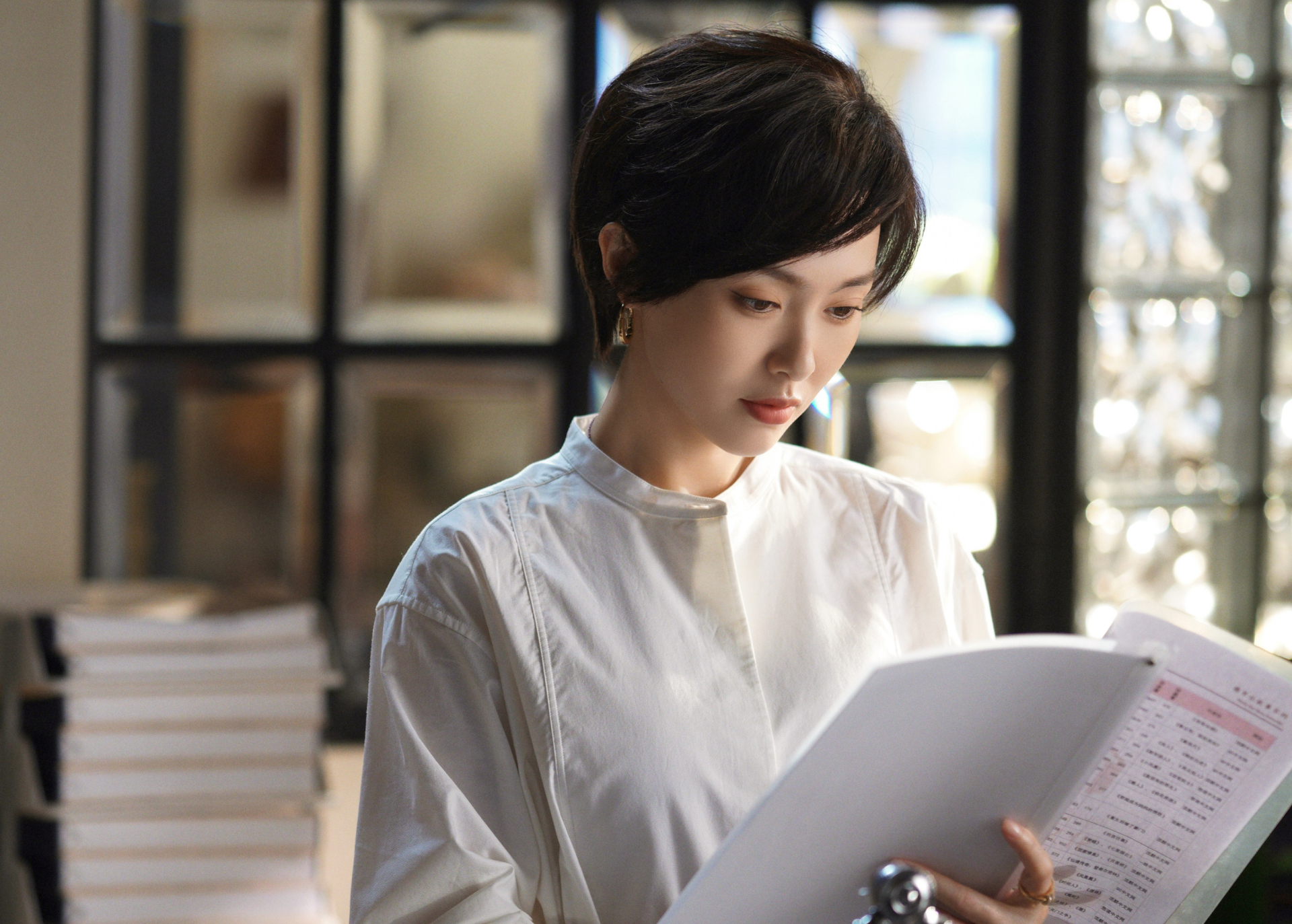 Gọi đ&acirc;y l&agrave; phim Trung Quốc dở nhất 20 năm qua kh&ocirc;ng hề qu&aacute;: Th&agrave;nh t&iacute;ch dưới đ&aacute;y x&atilde; hội, kịch bản kh&oacute; nuốt v&ocirc; c&ugrave;ng- Ảnh 5.