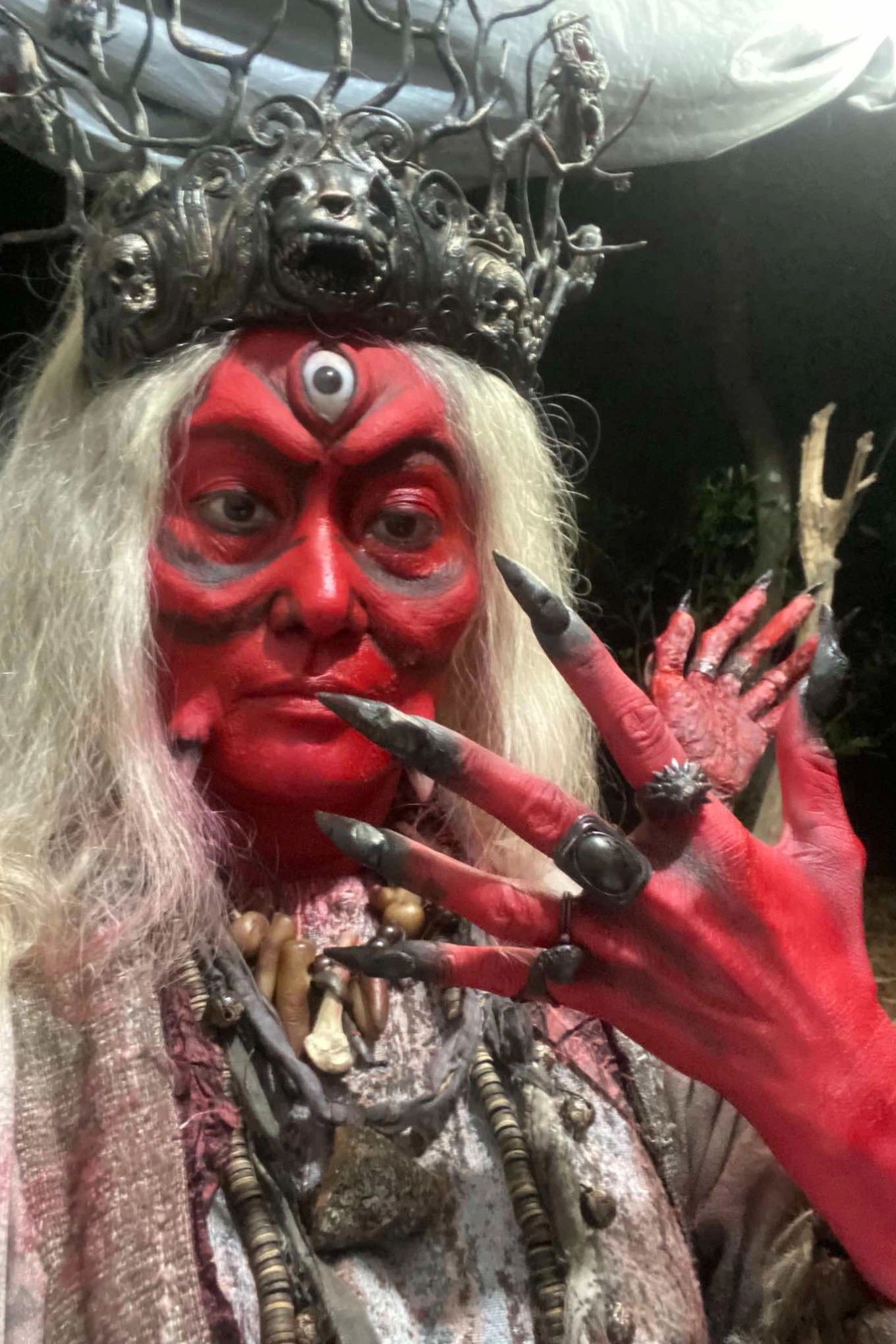 NSƯT duy nhất đ&oacute;ng li&ecirc;n tiếp 8 phim top 1 ph&ograve;ng v&eacute;: Diễn xuất thần sầu, cả nước chẳng ai l&agrave;m lại- Ảnh 2.