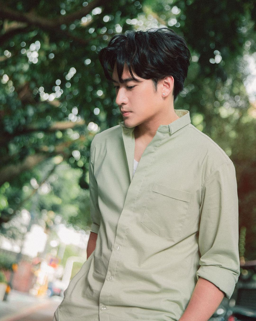 Sự hết thời của sao nam l&ecirc;n Instagram tuyển bồ: Hơn 1500 ng&agrave;y kh&ocirc;ng đất sống trong showbiz, nay b&aacute;n g&agrave; ở chợ để kiếm 16 triệu/th&aacute;ng nu&ocirc;i th&acirc;n- Ảnh 1.