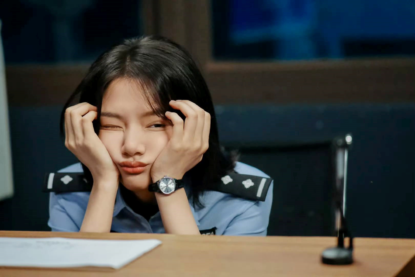 Đến bao giờ mỹ nh&acirc;n n&agrave;y mới chịu giải nghệ: 1 th&aacute;ng c&oacute; 2 phim đều flop, đ&atilde; diễn dở c&ograve;n h&aacute;o danh- Ảnh 4.