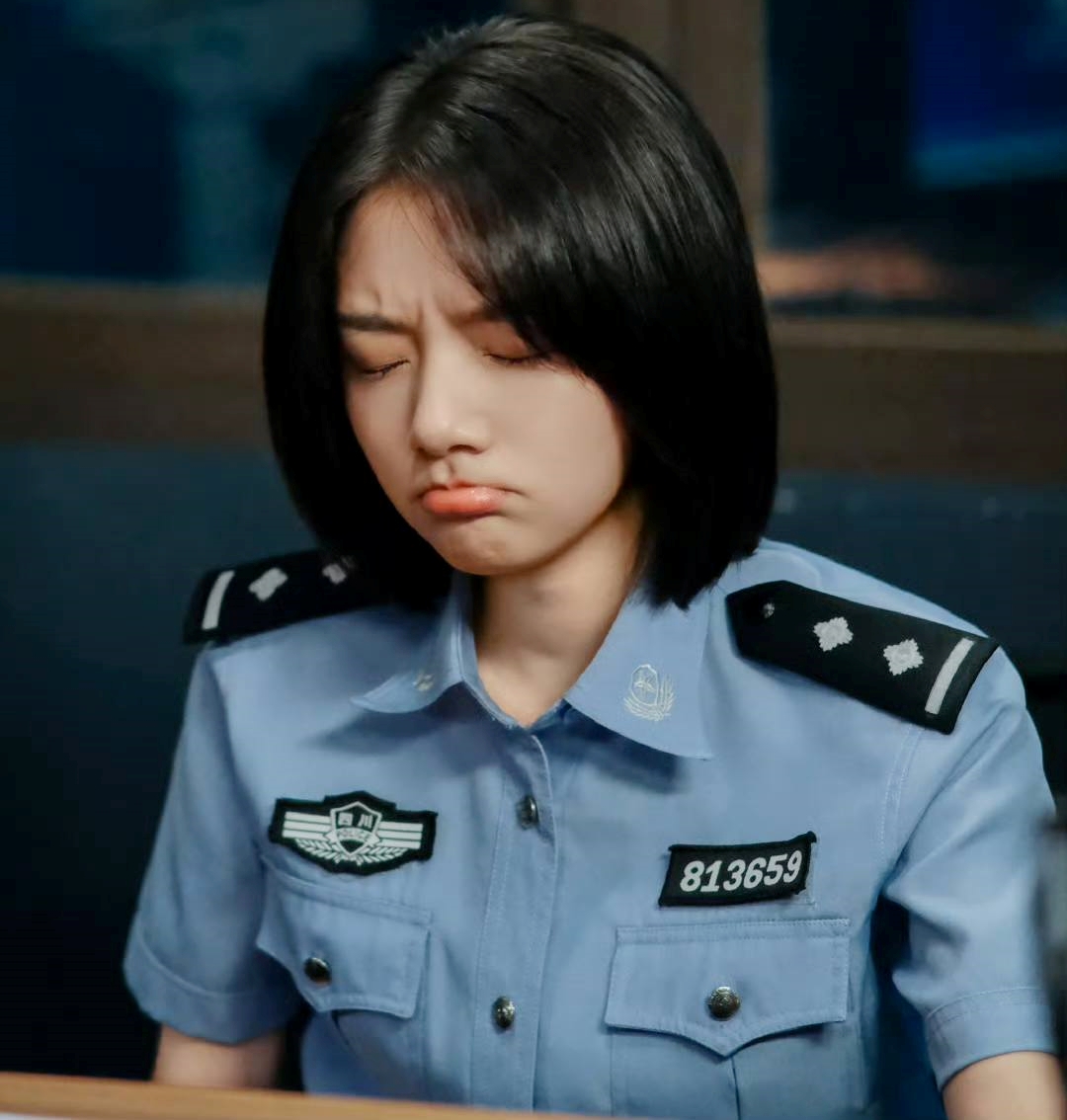 Đến bao giờ mỹ nh&acirc;n n&agrave;y mới chịu giải nghệ: 1 th&aacute;ng c&oacute; 2 phim đều flop, đ&atilde; diễn dở c&ograve;n h&aacute;o danh- Ảnh 3.