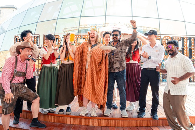 Đ&agrave; Nẵng: Những trải nghiệm &ldquo;đắt kh&aacute;ch&rdquo; tại Ba Na Hills dịp lễ 30/4 - Ảnh 3.