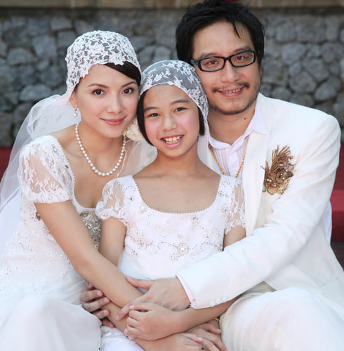 Chị Đẹp khổ nhất showbiz: Bị chồng "cắm sừng", bỏ cả gia t&agrave;i chăm con bệnh, giấu nhẹm giọng h&aacute;t vạn người m&ecirc; suốt 20 năm- Ảnh 3.