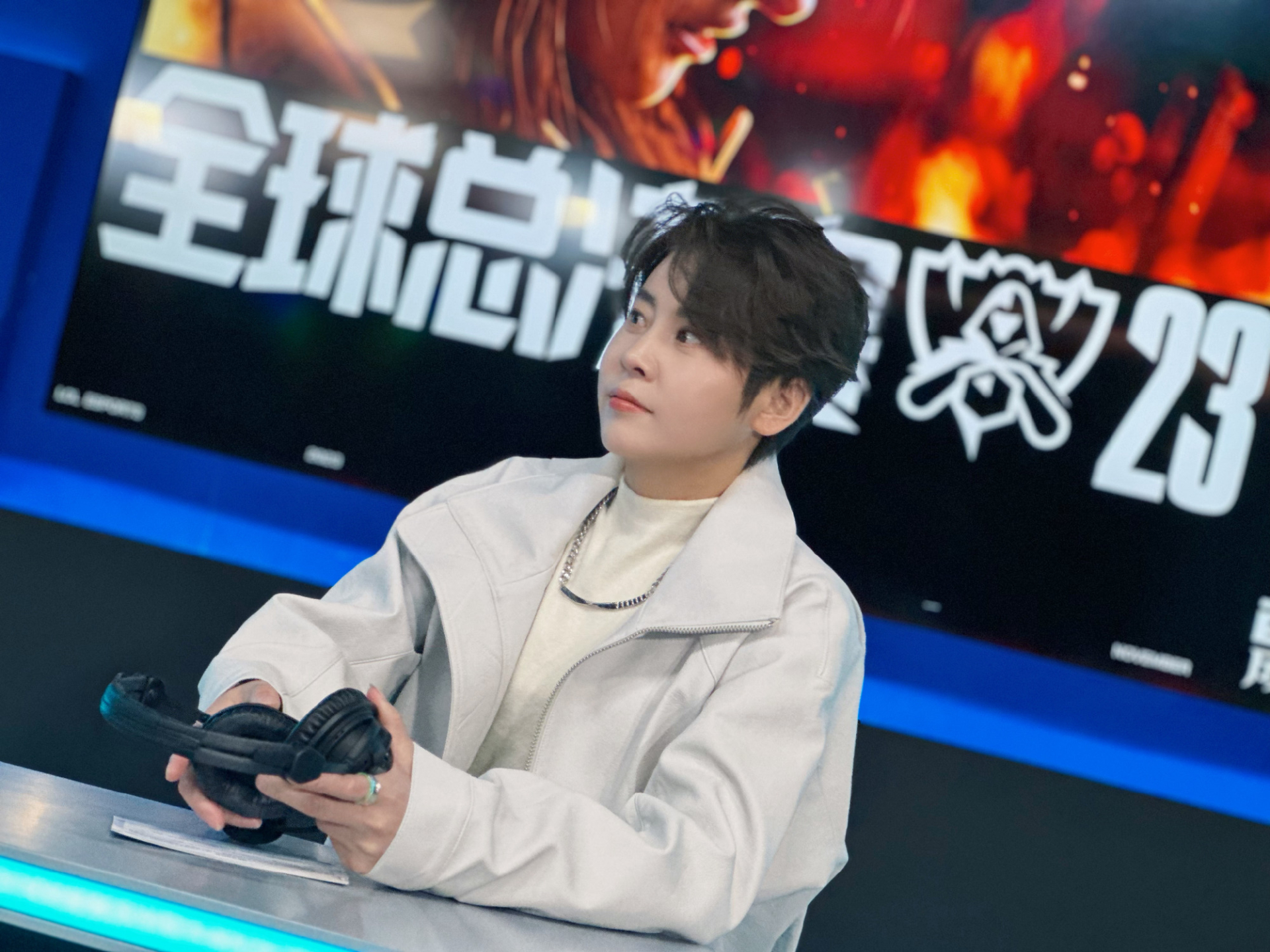 Chị Đẹp c&oacute; th&aacute;i độ kh&ocirc;ng phục, bất m&atilde;n ra mặt với Trang Ph&aacute;p tr&ecirc;n show Trung Quốc l&agrave; ai?- Ảnh 4.