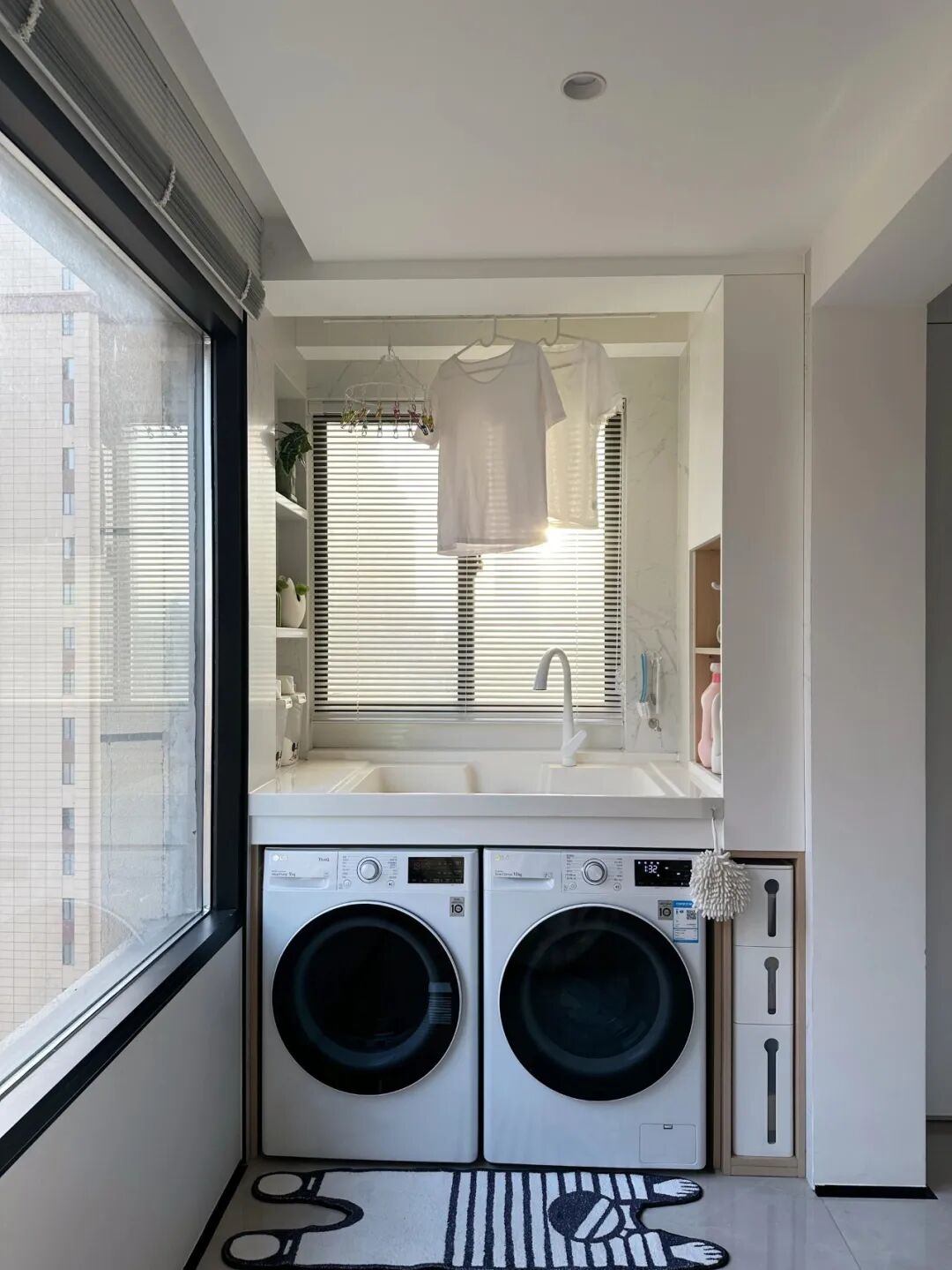 Thiết kế tủ kiểu mới của giới trẻ: Chỉ v&agrave;i cm cũng biến th&agrave;nh kh&ocirc;ng gian lưu trữ cực kỳ hiệu quả- Ảnh 3.