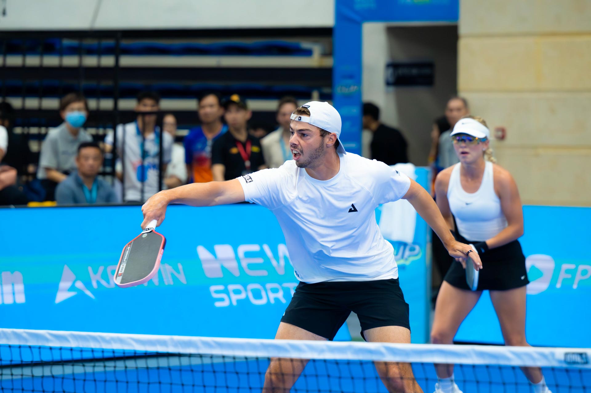 Kh&ocirc;ng thể ngăn cản: "Thu Thủy" Anna Leigh Waters v&agrave; Ben Johns thắng &aacute;p đảo, thẳng tiến v&agrave;o Chung kết PPA Asia 1000- Ảnh 2.