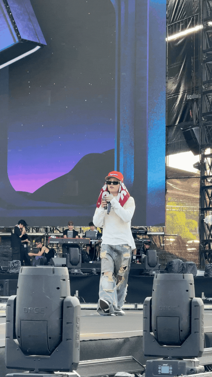 RHYDER "phơi m&igrave;nh" dưới nắng gắt, chuẩn bị cho concert tiền tỷ đầu tay- Ảnh 1.