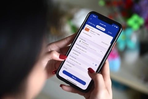 Tất cả người d&acirc;n c&oacute; t&agrave;i khoản ng&acirc;n h&agrave;ng ch&uacute; &yacute;: H&agrave;nh vi n&agrave;y c&oacute; thể bị phạt tới 500 triệu đồng- Ảnh 1.